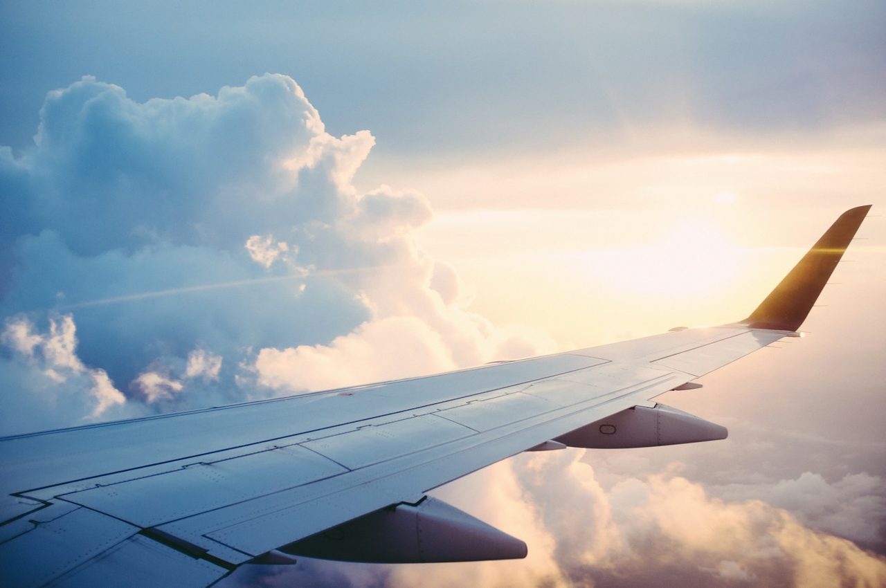 Aerolíneas suman 2.4 millones de asientos adicionales en rutas transatlánticas con flotas eficientes