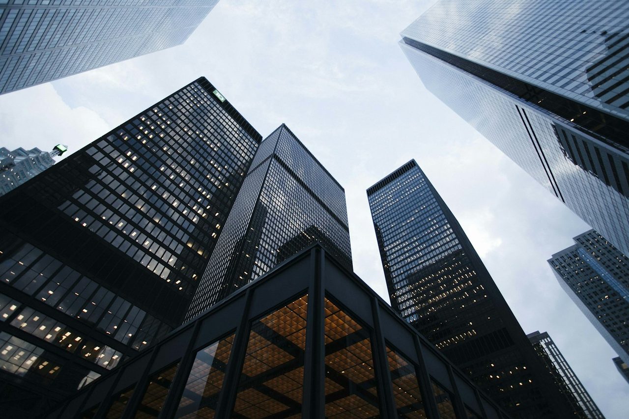 Bancos centrales acuerdan financiamiento para comercio transfronterizo e infraestructura