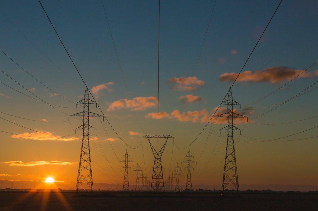 Modernización eléctrica duplicará capacidad de transmisión en corredores industriales y urbanos